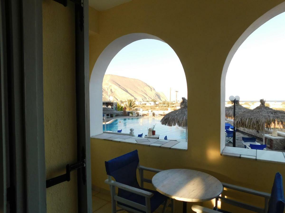 Hotel Sea Side Perivolos Exterior foto